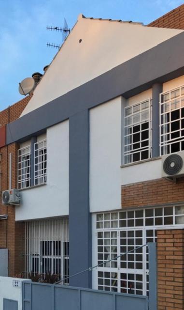 Casa Soleada En Calle Tranquila Seville Ngoại thất bức ảnh